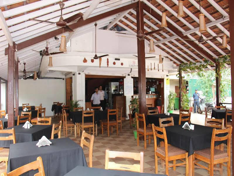 Serenity By The Sea Beach Resort Candolim Exterior foto